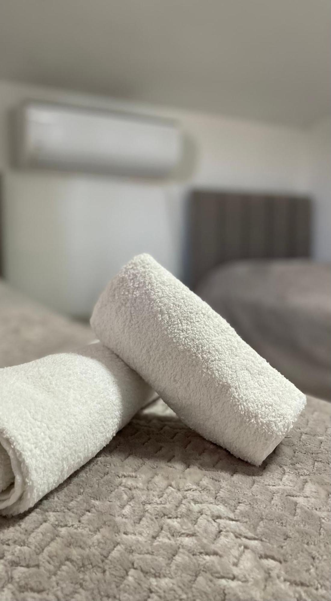 Prela'S Rooms Shkoder Bagian luar foto